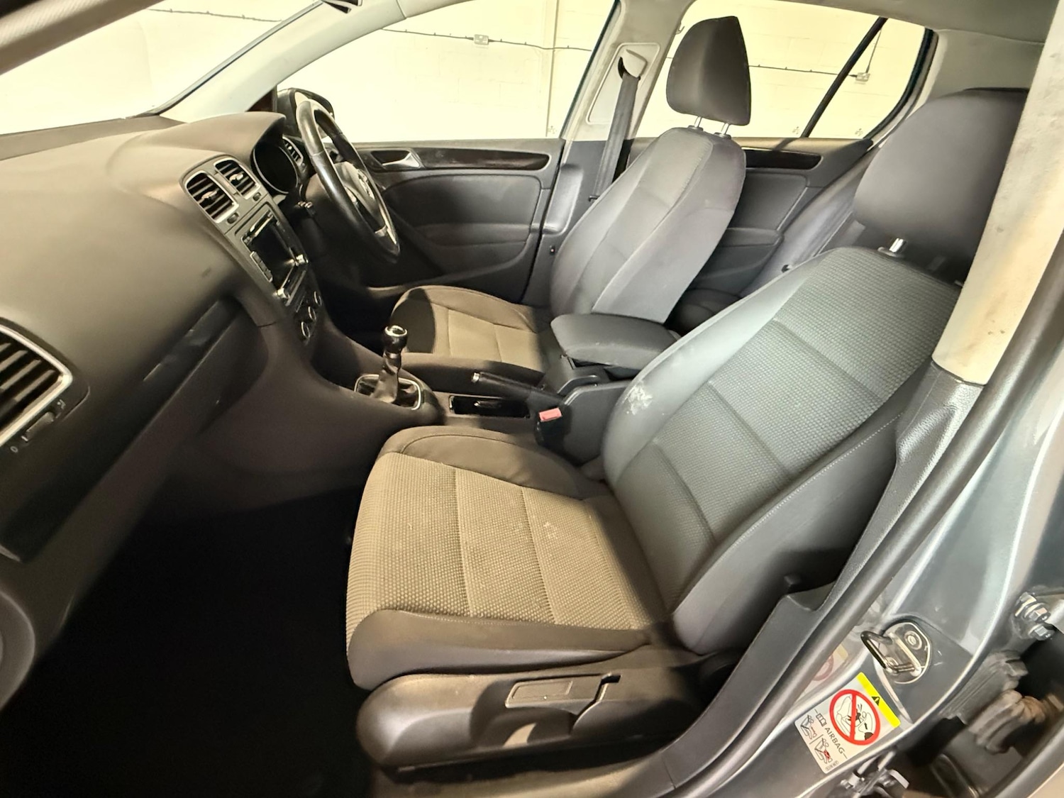 Used Volkswagen Golf 2011 for sale - 76987857: Photo 17