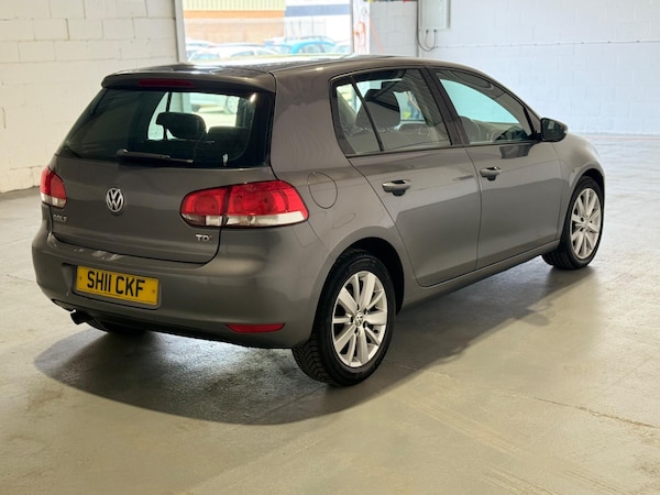 Used Volkswagen Golf 2011 for sale - 75214335: Photo 10