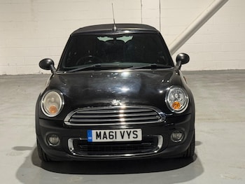 Used MINI Convertible 2011 for sale - 75520540: Photo