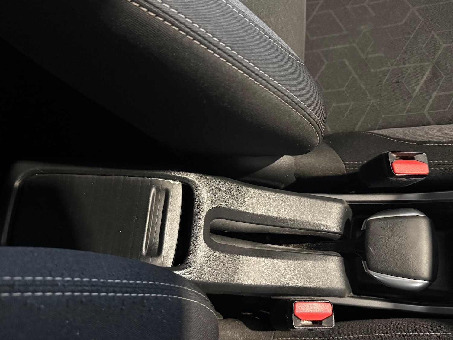 Used Peugeot 2008 2016 for sale - 76122886: Photo 11