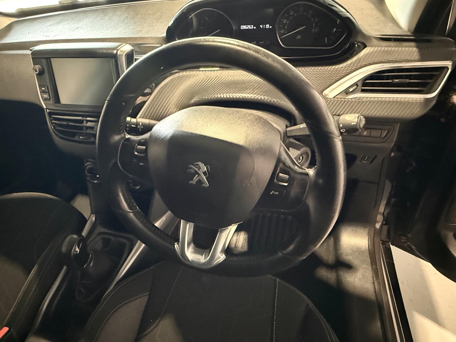 Used Peugeot 2008 2016 for sale - 76122886: Photo 16