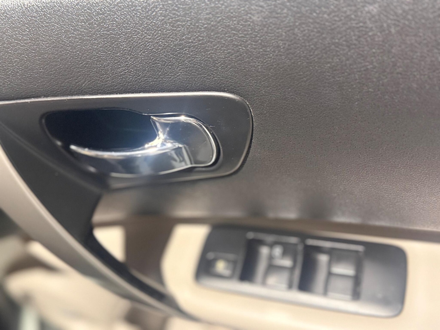 Used Nissan Qashqai 2012 for sale - 76270845: Photo 16