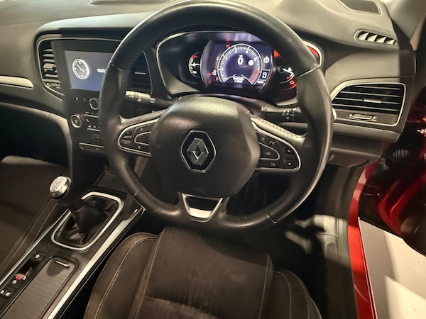 Used Renault Megane 2019 for sale - 76121654: Photo 18