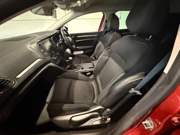 Used Renault Megane 2019 for sale - 76121654: Photo 19