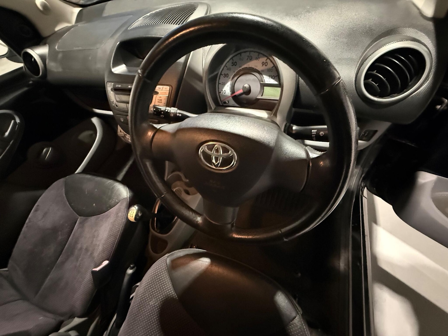 Used Toyota AYGO 2009 for sale - 76270448: Photo 14