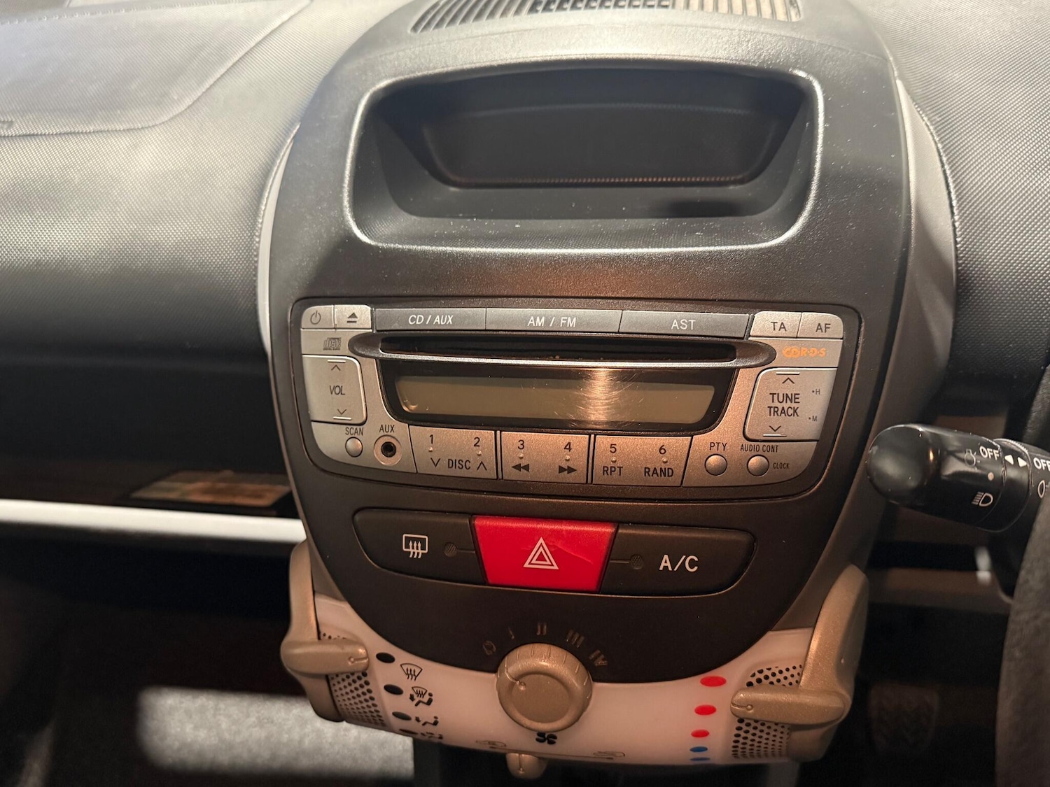 Used Toyota AYGO 2009 for sale - 76270448: Photo 17