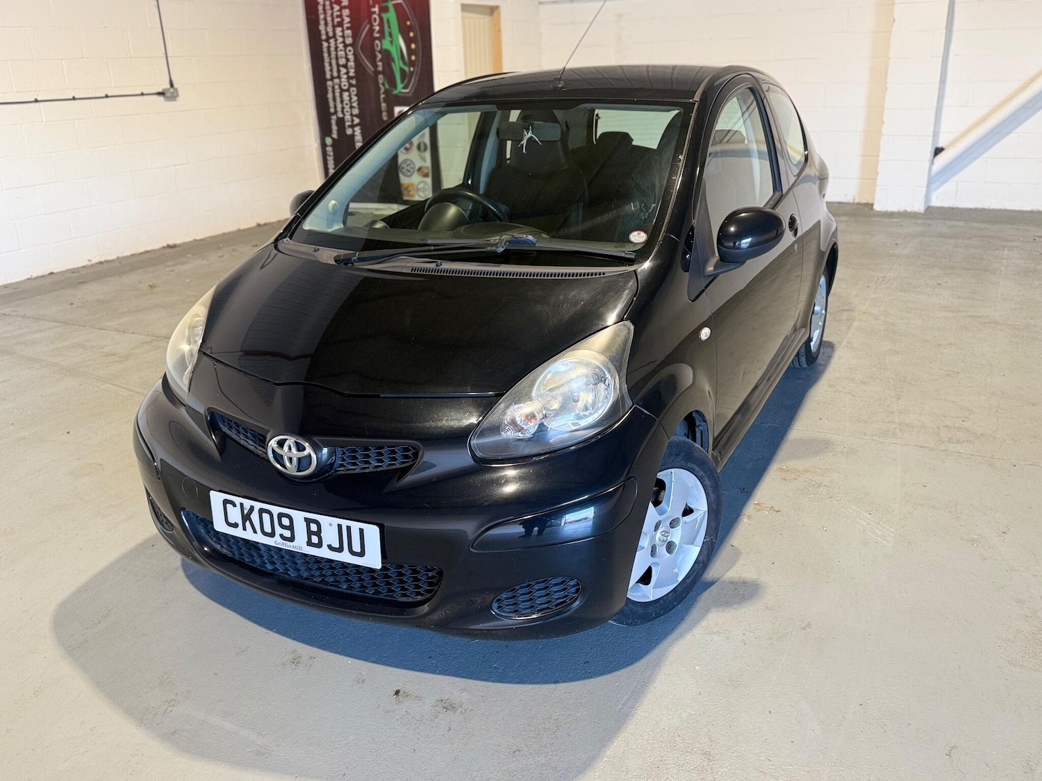 Used Toyota AYGO 2009 for sale - 76270448: Photo 3