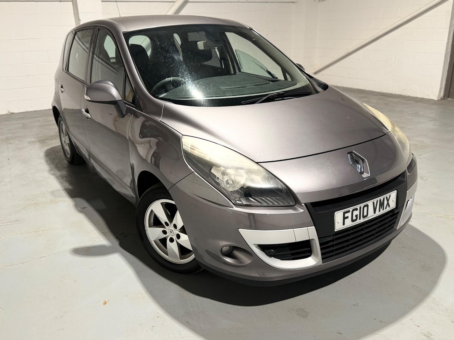 Used Renault Scenic 2010 for sale - 76987862: Photo 2