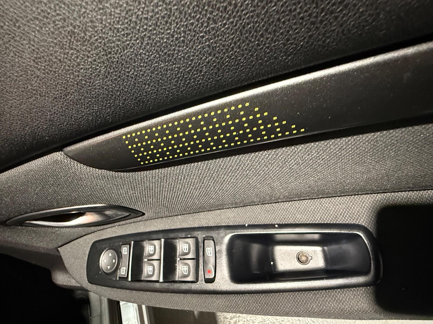 Used Renault Scenic 2010 for sale - 76987862: Photo 25