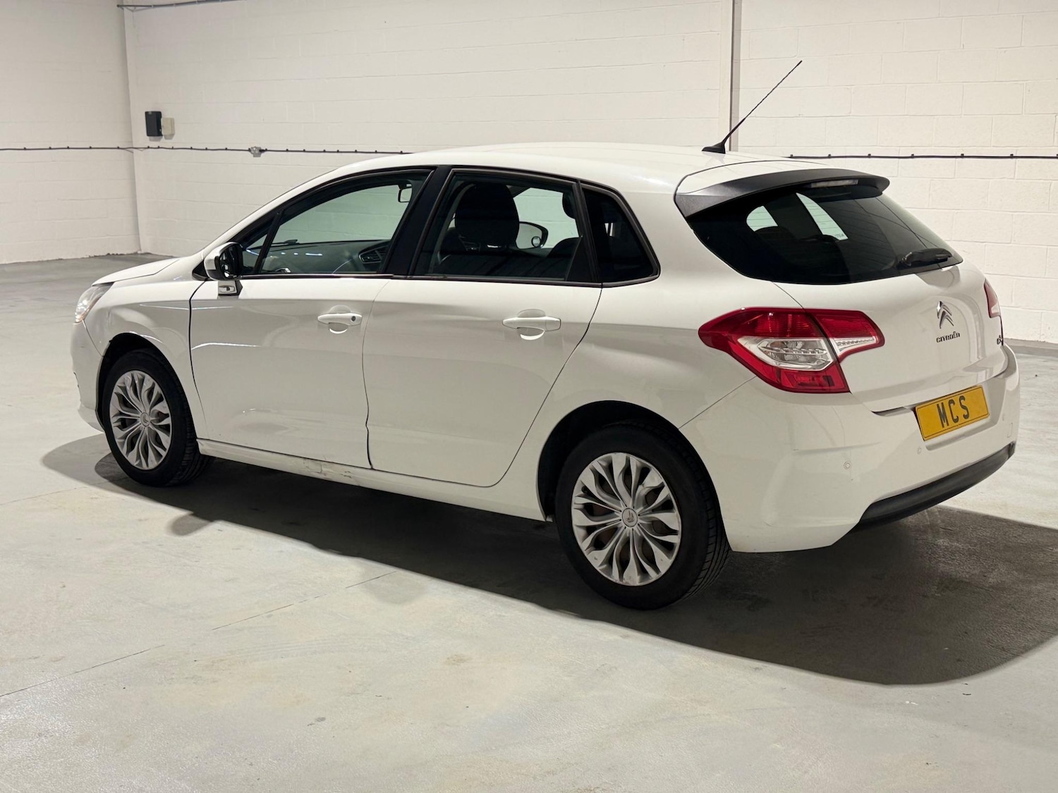 Vehicle 5