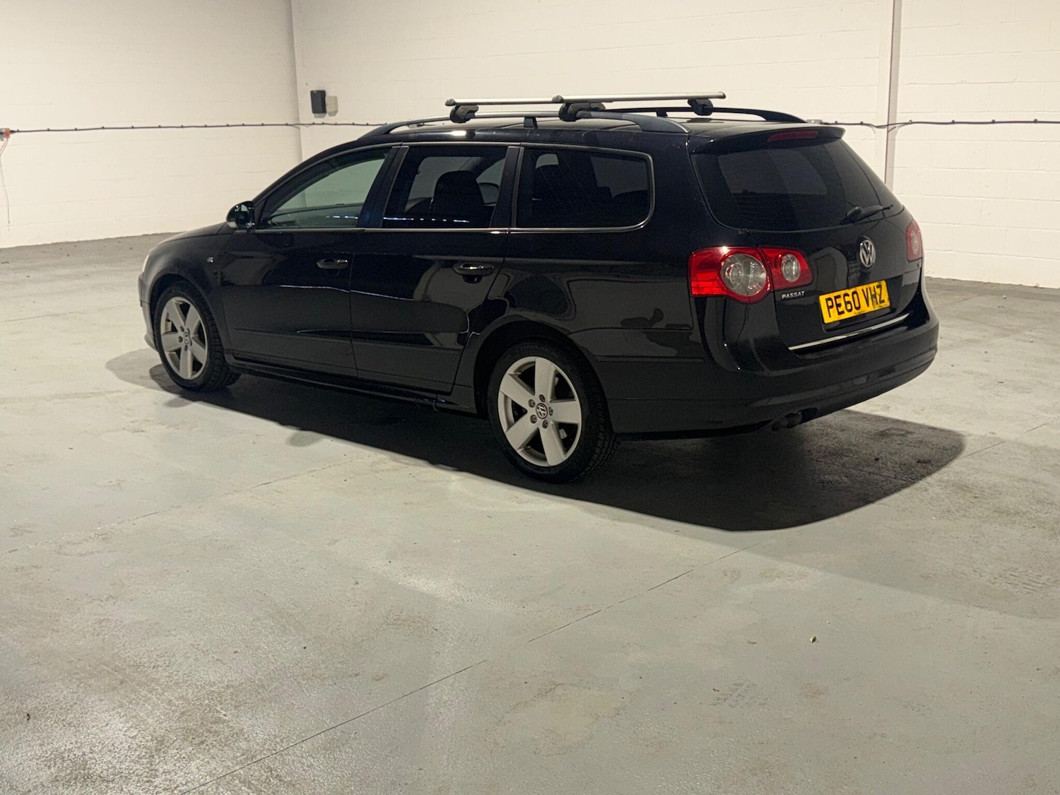 Used Volkswagen Passat 2010 for sale - 76121509: Photo 4