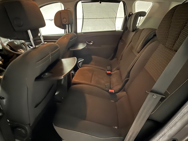 Used Renault Scenic 2010 for sale - 75213861: Photo 16