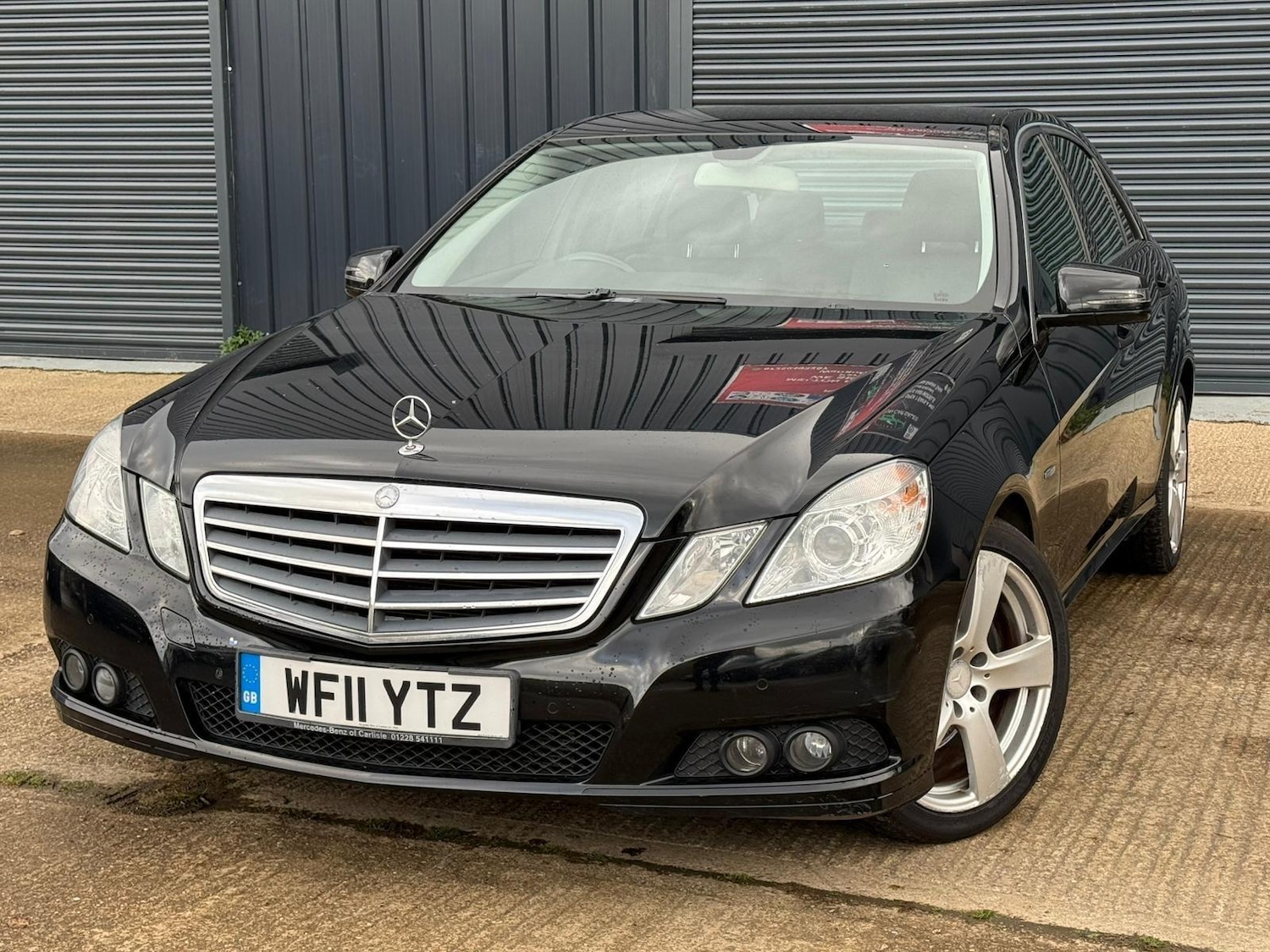Used Mercedes-Benz E Class 2011 for sale - 76561304: Photo 1