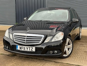 Used Mercedes-Benz E Class 2011 for sale - 76561304: Photo