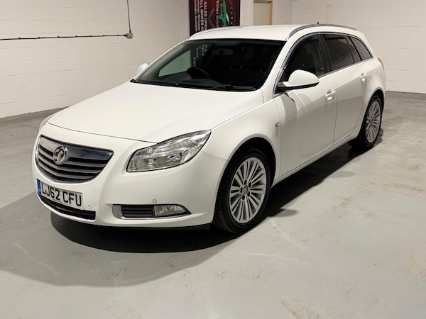 Used Vauxhall Insignia 2012 for sale - 75520044: Photo 1