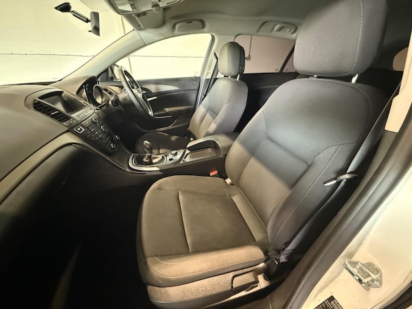 Used Vauxhall Insignia 2012 for sale - 75520044: Photo 9
