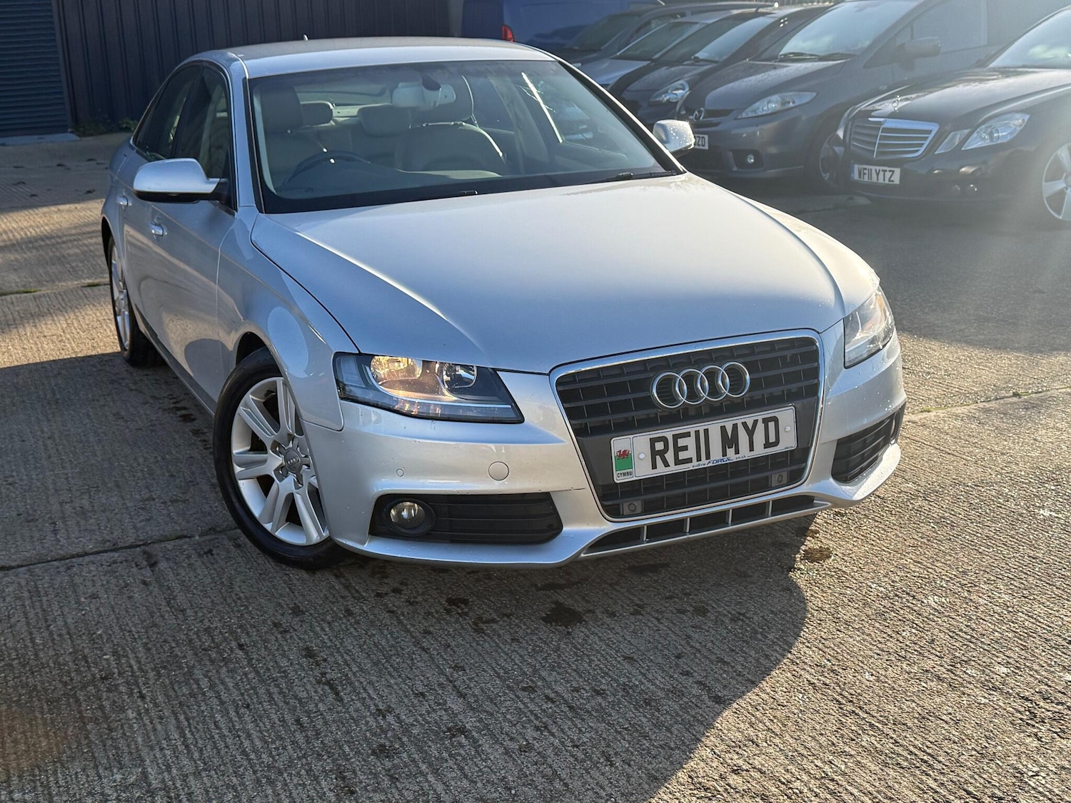 Used Audi A4 2011 for sale - 76990024: Photo 2