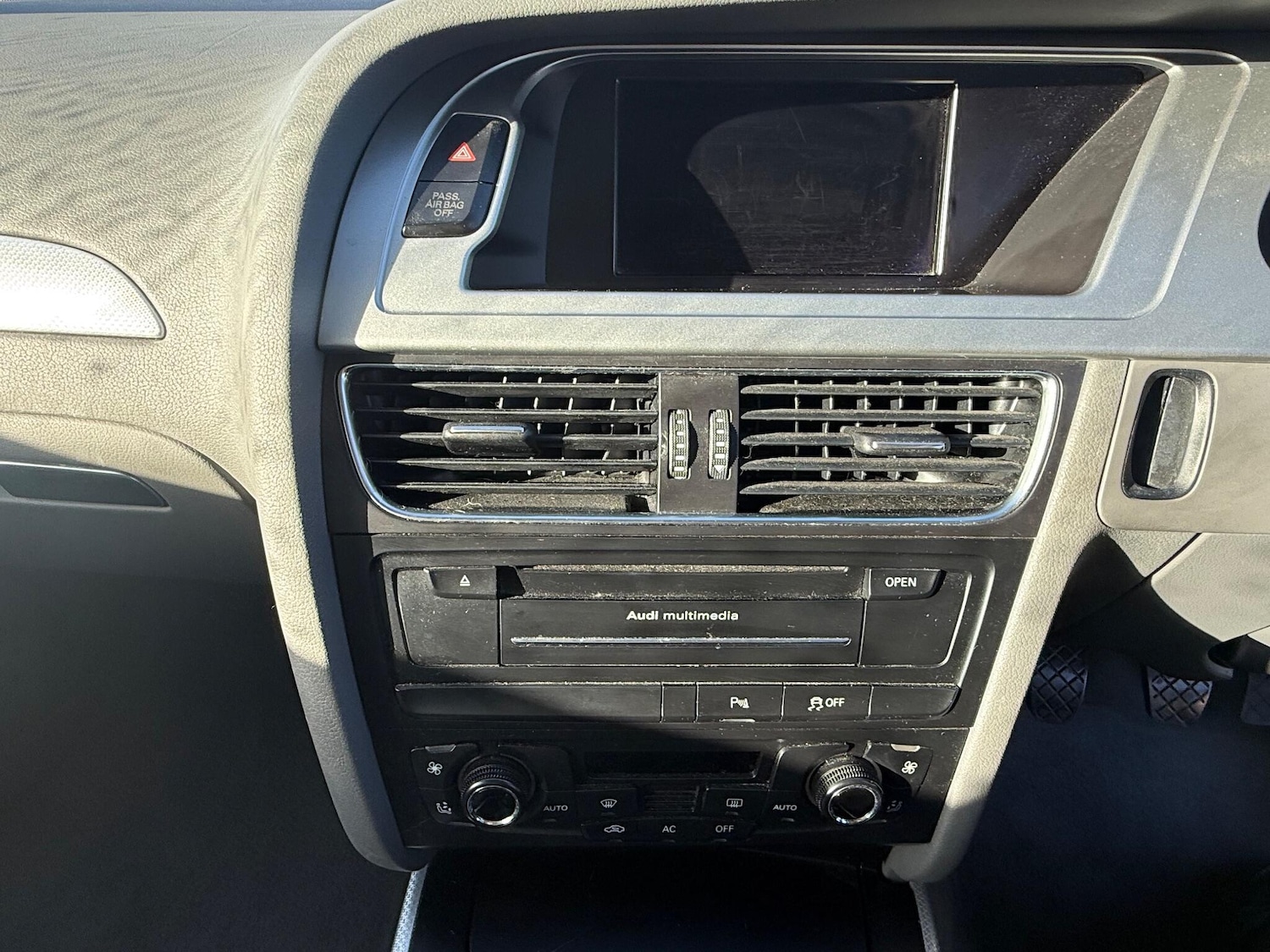 Used Audi A4 2011 for sale - 76990024: Photo 22