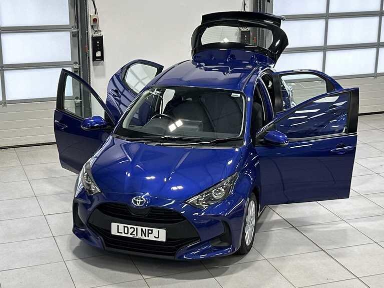 Used Toyota Yaris 2021 for sale - 76715580: Photo 16