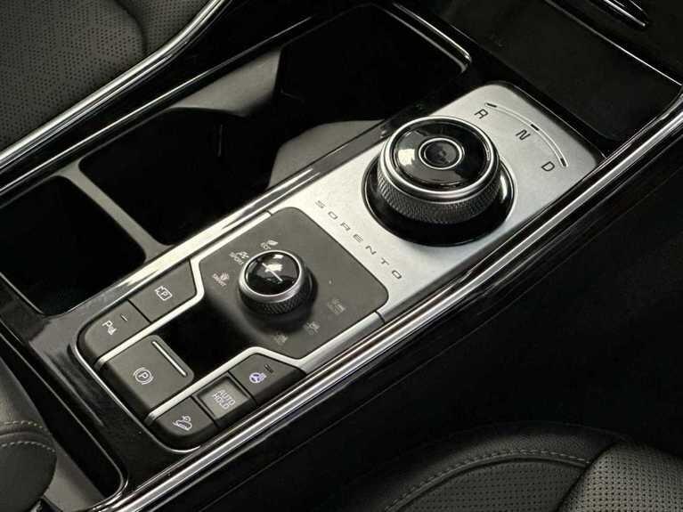 Used Kia Sorento 2021 for sale - 76825097: Photo 4