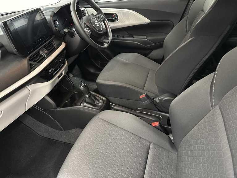 Used Suzuki Swift 2025 for sale - 77305964: Photo 3