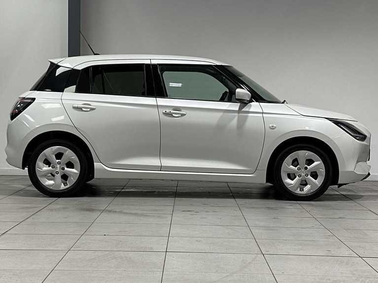 Used Suzuki Swift 2024 for sale - 77523700: Photo 10