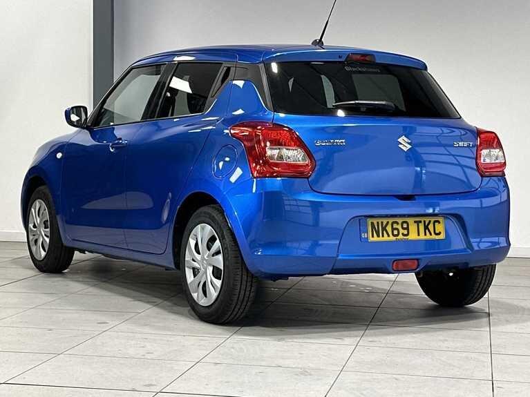 Used Suzuki Swift 2019 for sale - 77387502: Photo 2