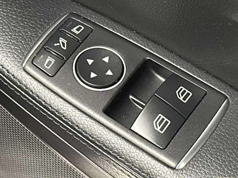 Used Mercedes-Benz SLC 2019 for sale - 76965264: Photo 34