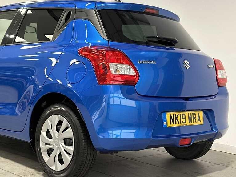 Used Suzuki Swift 2019 for sale - 77304904: Photo 9