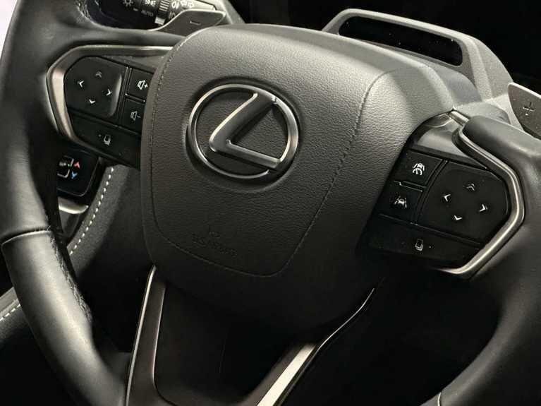 Used Lexus LBX 2025 for sale - 77131823: Photo 34