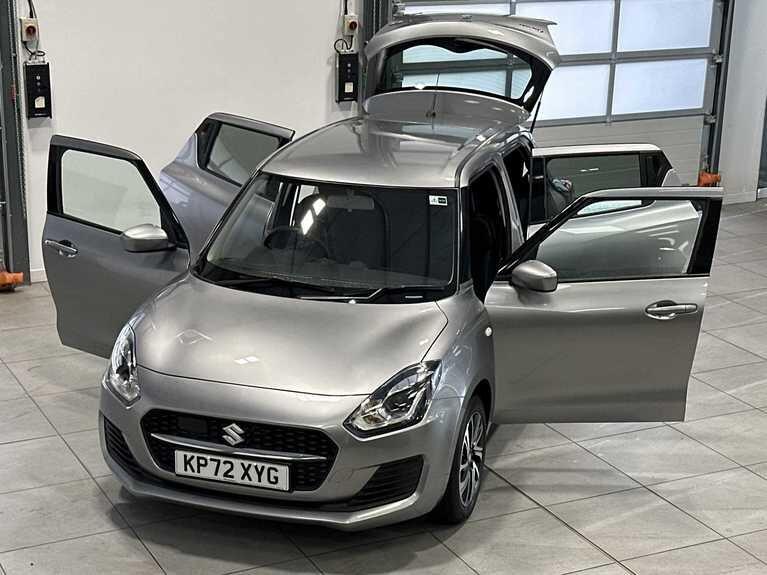 Used Suzuki Swift 2022 for sale - 77993908: Photo 15