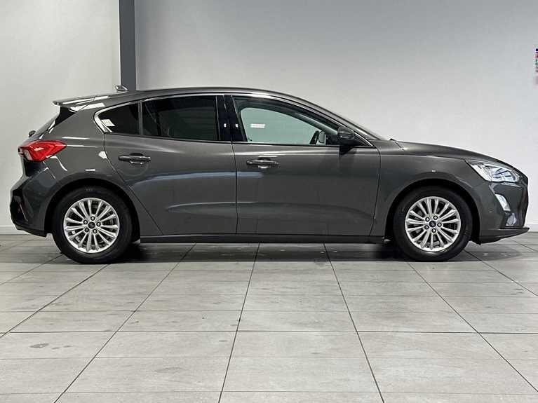 Used Ford Focus 2018 for sale - 76714330: Photo 10