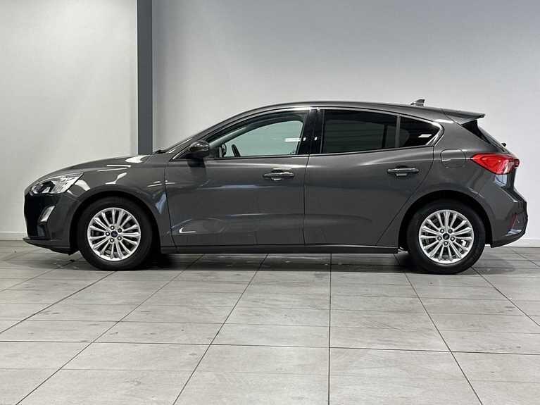 Used Ford Focus 2018 for sale - 76714330: Photo 5