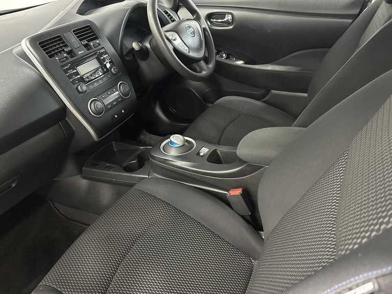 Used Nissan Leaf 2015 for sale - 77598048: Photo 4