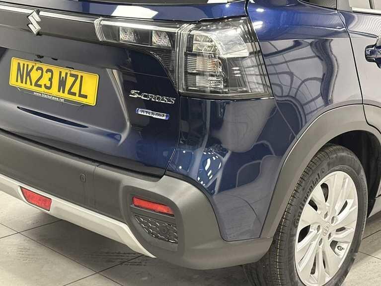 Used Suzuki S-Cross 2023 for sale - 76926108: Photo 11