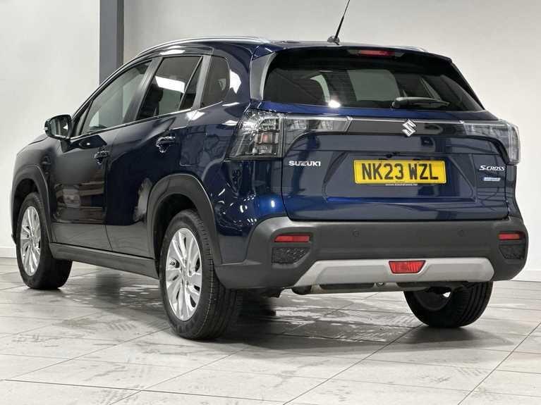 Used Suzuki S-Cross 2023 for sale - 76926108: Photo 2
