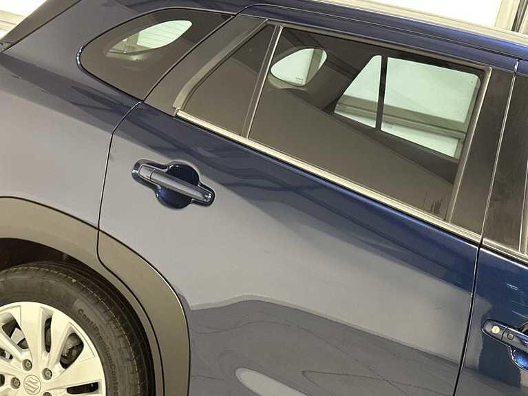 Used Suzuki S-Cross 2023 for sale - 76926108: Photo 33