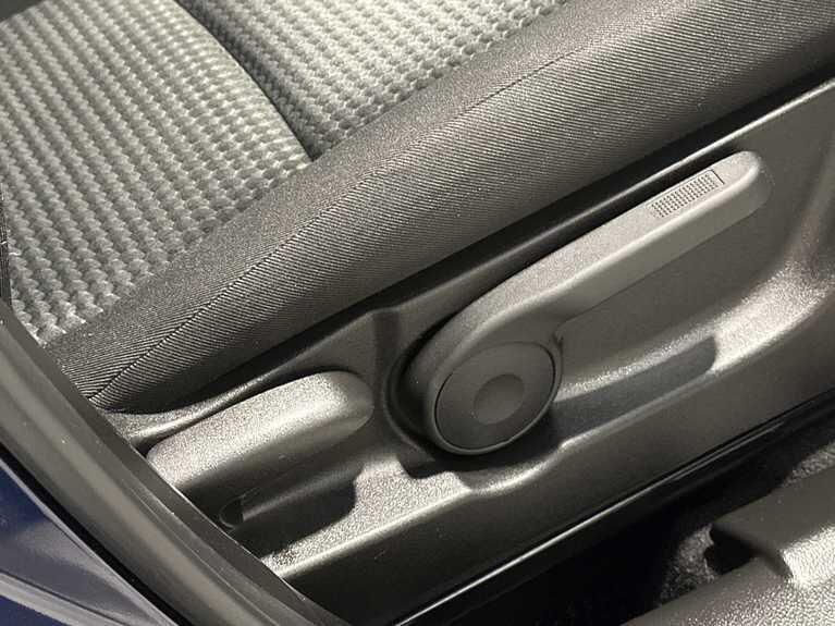 Used Suzuki S-Cross 2023 for sale - 76926108: Photo 38