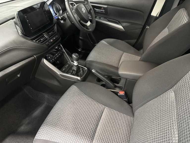 Used Suzuki S-Cross 2023 for sale - 76926108: Photo 4
