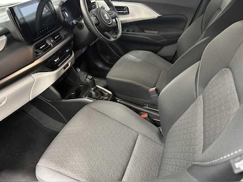 Used Suzuki Swift 2024 for sale - 77783908: Photo