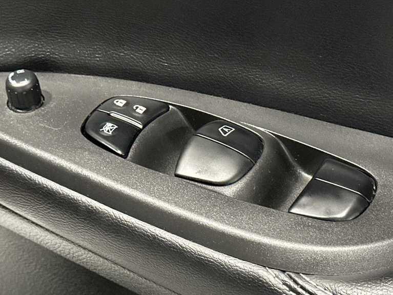 Used Nissan Pulsar 2016 for sale - 76715296: Photo 36