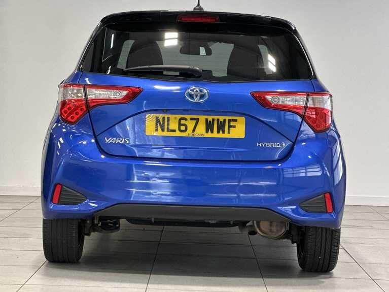 Used Toyota Yaris 2017 for sale - 76715349: Photo 15
