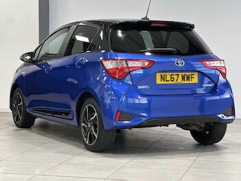 Used Toyota Yaris 2017 for sale - 76715349: Photo