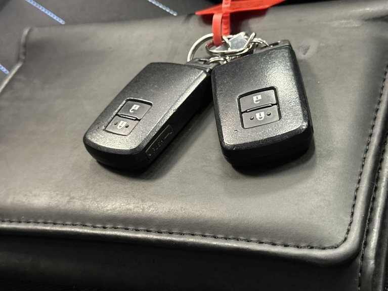 Used Toyota Yaris 2017 for sale - 76715349: Photo 32