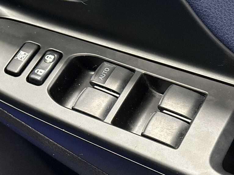 Used Toyota Yaris 2017 for sale - 76715349: Photo 38