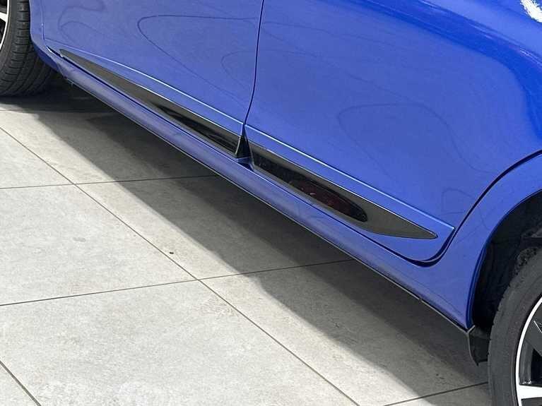 Used Toyota Yaris 2017 for sale - 76715349: Photo 9