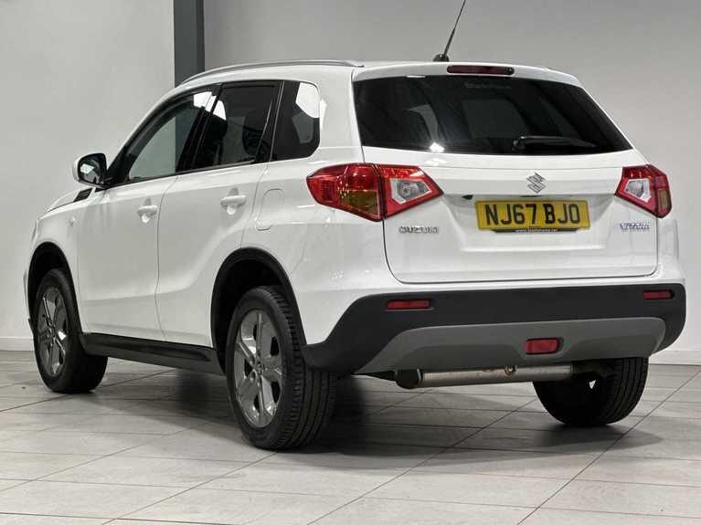 Used Suzuki Vitara 2017 for sale - 77723605: Photo 2