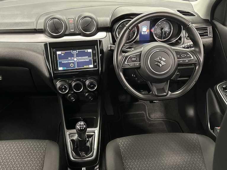 Used Suzuki Swift 2022 for sale - 76926035: Photo 28