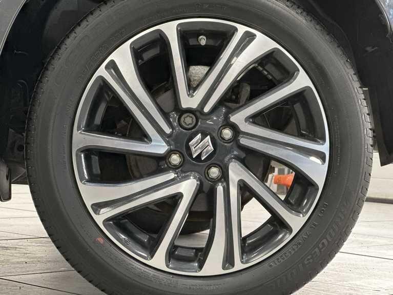 Used Suzuki Swift 2022 for sale - 76926035: Photo 4