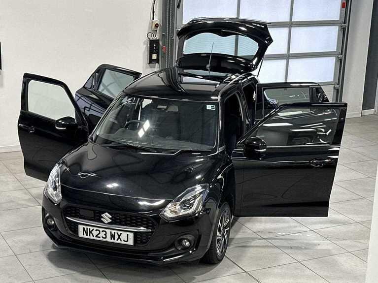 Used Suzuki Swift 2023 for sale - 76926436: Photo 16